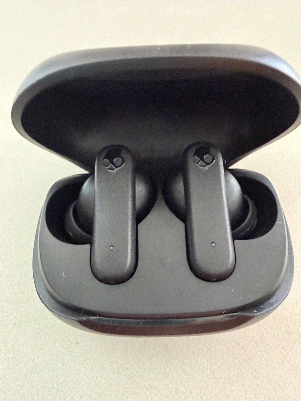 Skullcandy True Wireless Earbuds in Black Charging Case